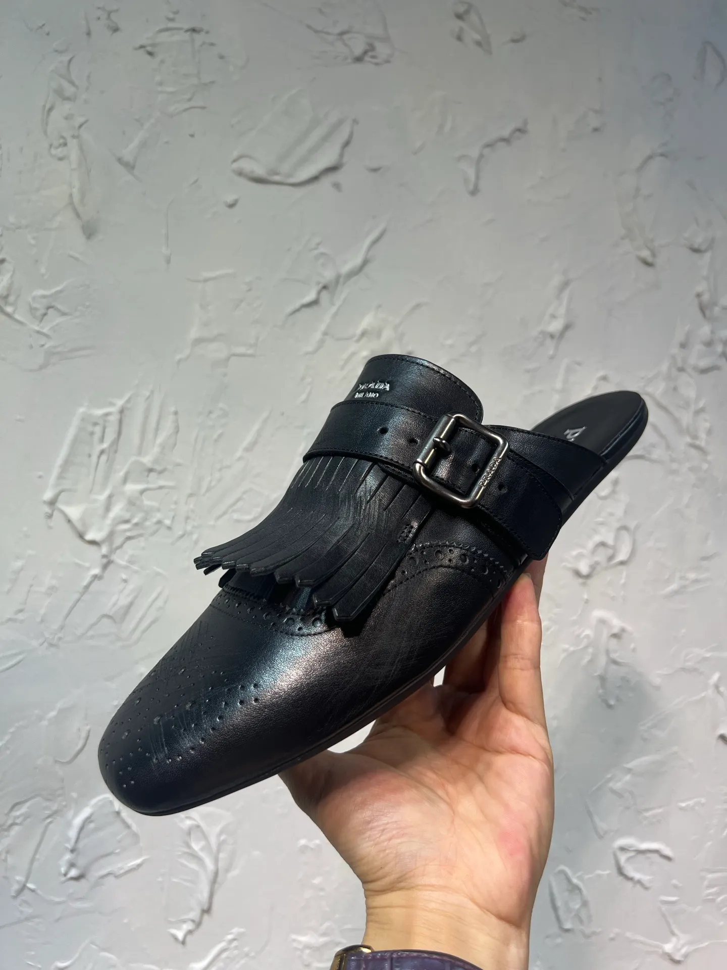 P780 prada derby2025 spring and autumn latest Prada slip-on retro men's Muleto shoes, Shuffle tassel strap Monk shoes, upper cowhide, lining and foot cowhide, rubber sole, black and brown 2-color original packaging Code number: 39-46